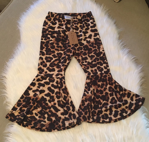 Dark Leopard Belles